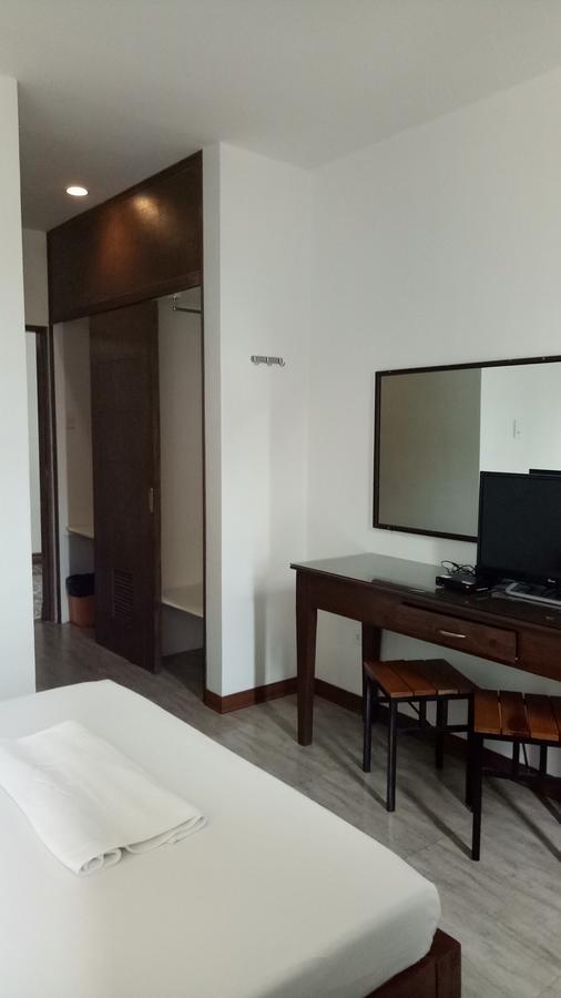 אלמינוס Northwood Hotel מראה חיצוני תמונה